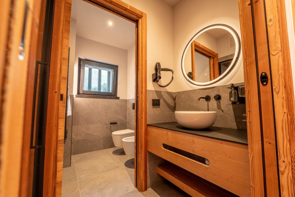 East-Facing One-Bedroom Apartment #103 #203 #303
